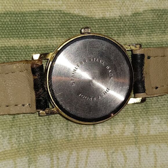⬇️⬇️⬇️Vintage Basketball Quartz Watch - Picture 5 of 7